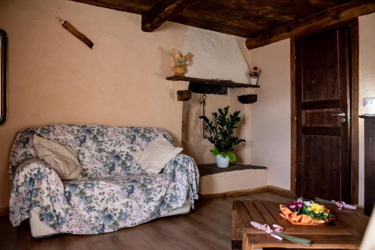 Agribenessere Agli Abatti Barge Buitenkant foto